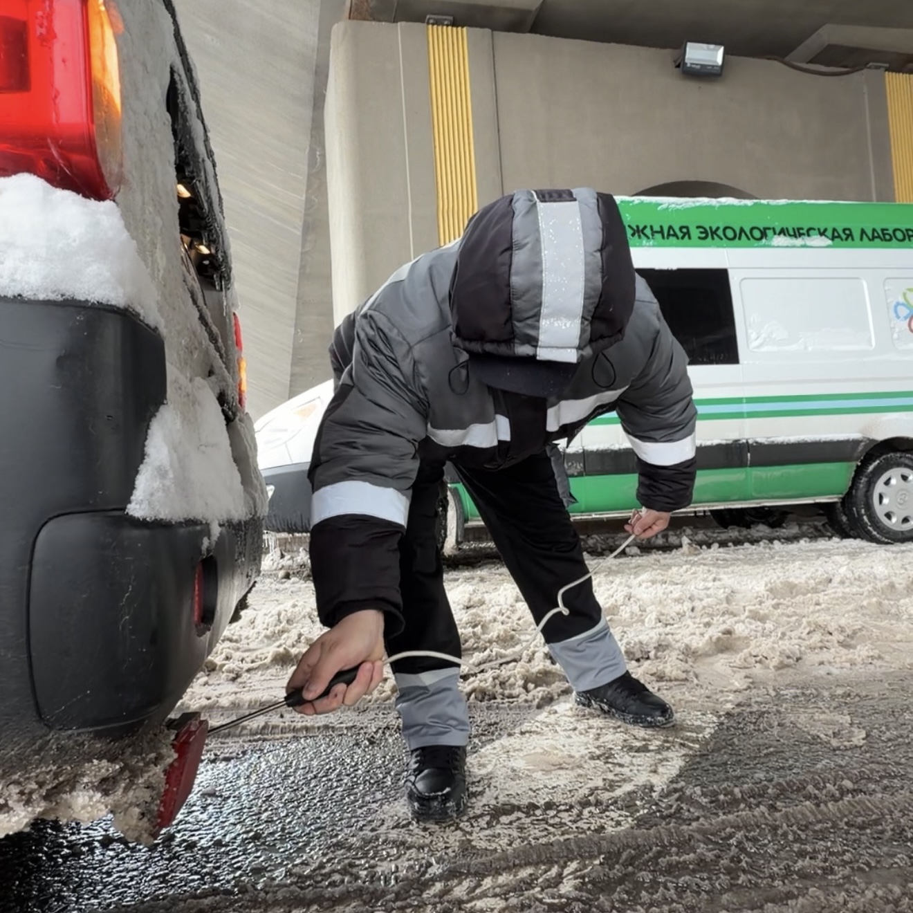 На дорогах Алматы ведется мониторинг выхлопных газов